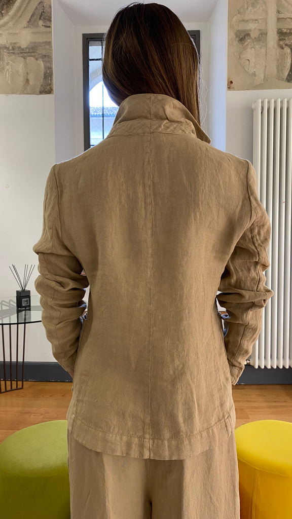 CHAQUETA DE LINO ADELE